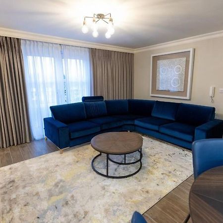 Luxury Town Centre Apartment クックスタウン エクステリア 写真