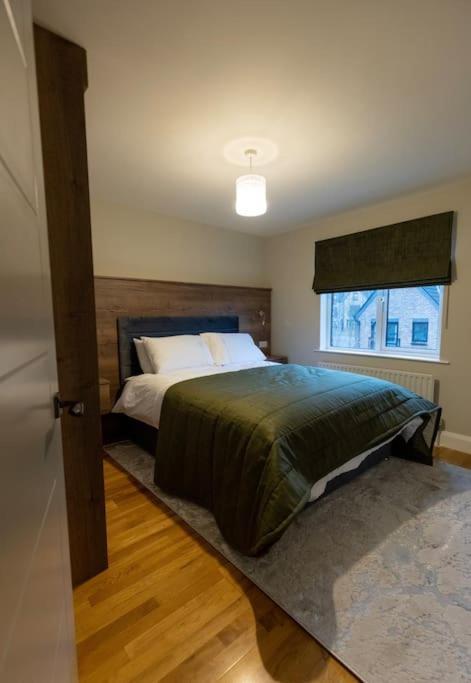 Luxury Town Centre Apartment クックスタウン エクステリア 写真